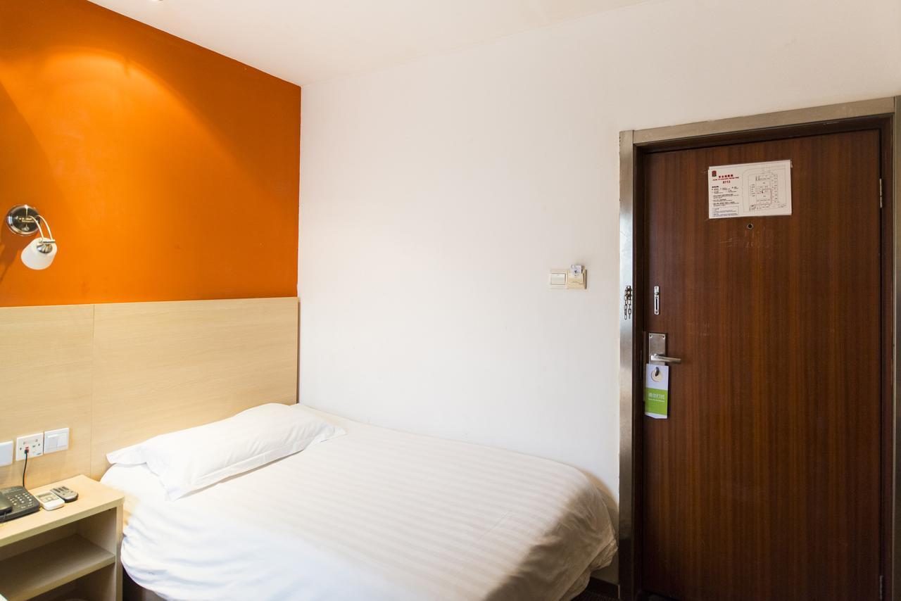 Motel Chongqing Jiefangbai Hongyadong Pedestrian Street Εξωτερικό φωτογραφία