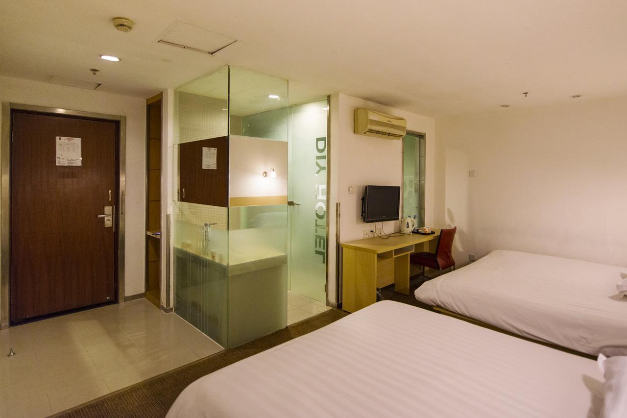 Motel Chongqing Jiefangbai Hongyadong Pedestrian Street Εξωτερικό φωτογραφία