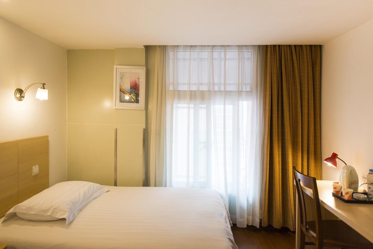 Motel Chongqing Jiefangbai Hongyadong Pedestrian Street Εξωτερικό φωτογραφία